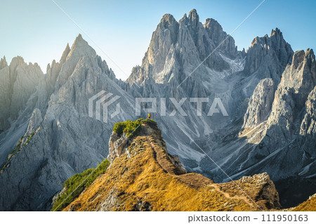 Famous hiking trail with best view in the Dolomites, Italy 111950163