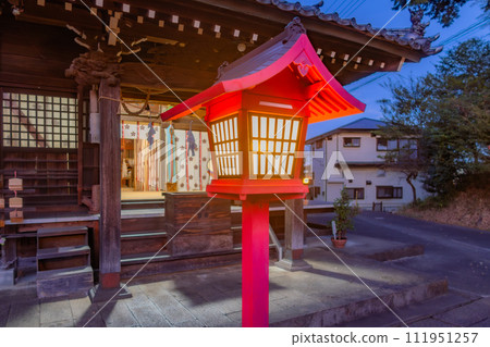 [神奈川縣] 高田天滿宮的夜燈，1月（夜間） 111951257
