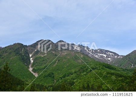 Hakkaisan in spring 111951625
