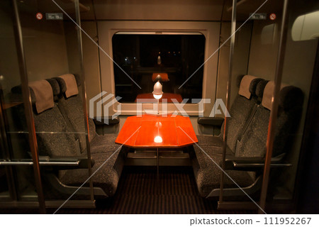 787 series semi-compartment 111952267