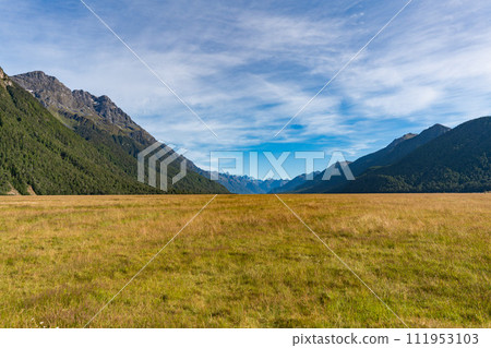New Zealand's Eglinton Valley New Zealand's Eglinton Valley 111953103