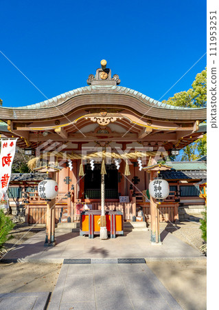 位於大阪府豐中市服部南町的服部住吉神社參拜殿（由豐國神社遷移而來） 111953251