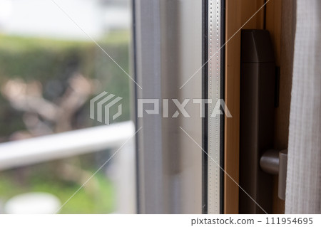 雙窗扇和把手 雙窗扇和把手 111954695