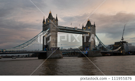 Panorama view of famous Tower bridge and skyline in the river thames at evening. 111955876