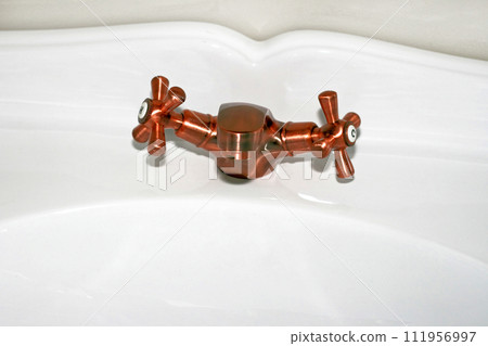 Brass faucet 111956997
