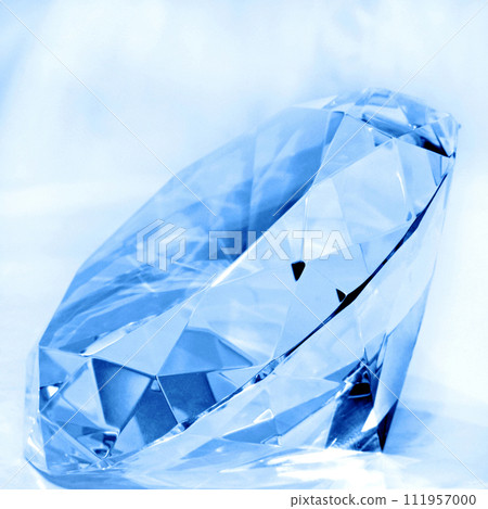 Diamond blue 111957000