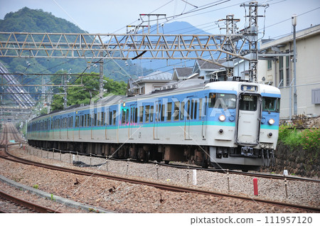 Chuo Main Line Yomotsu-Uenohara JR East 115 series C13 formation (Nagano) 111957120