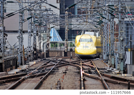 東海道新幹線 東京 JR 西日本 923 型 T5 編組(博多) 黃博士 東海道新幹線 東京 JR 西日本 923 型 T5 編組(博多) 黃博士 111957666