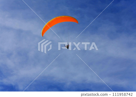Orange paraglide Orange paraglide 111958742