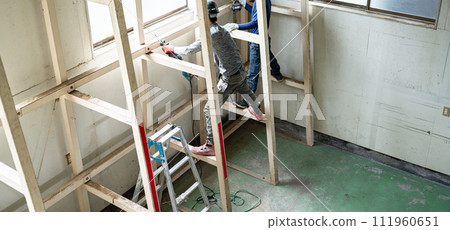 demolition worker demolition worker 111960651