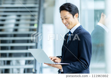 令人耳目一新的商人形象 111963802