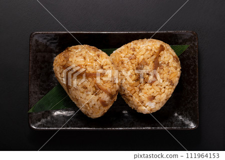 雞肉牛蒡飯糰 111964153