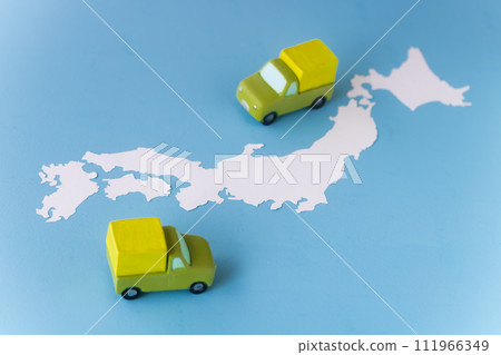 Logistics/Japan map and trucks Logistics/Japan map and trucks 111966349