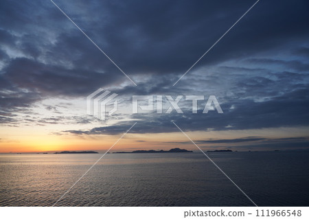 Morning view around sunrise, Ako City, Hyogo Prefecture Morning view around sunrise, Ako City, Hyogo Prefecture 111966548