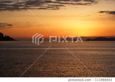 Morning view around sunrise, Ako City, Hyogo Prefecture Morning view around sunrise, Ako City, Hyogo Prefecture 111966601