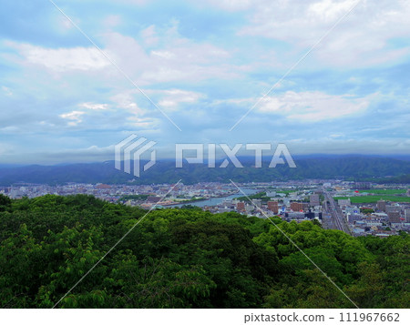 從五台山看到的街景（高知縣高知市） 111967662