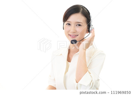 一個微笑的操作員 111969850