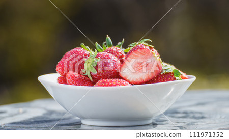 Strawberry Strawberry 111971352