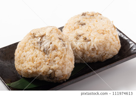 舞茸鮪魚飯糰 舞茸鮪魚飯糰 111974613