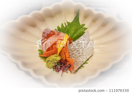 Shinshu salmon sashimi Shinshu salmon sashimi 111976330