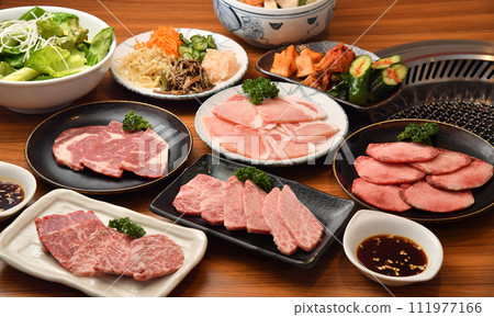 Yakiniku full course set Korean food 111977166