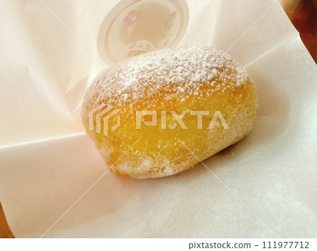 Walking around Inuyama eating something like a donut Walking around Inuyama eating something like a donut 111977712