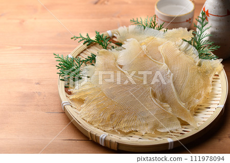 Delicacy Stingray fin (wood grain background) 111978094