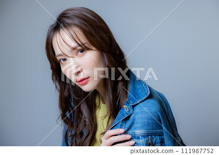 長頭髮的女人 111987752