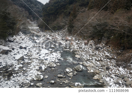 View of landscape Yufuin village in the winter after snow fall View of landscape Yufuin village in the winter after snow fall 111988696