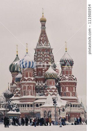 St. Basil's Cathedral on Red Square in Moscow St. Basil's Cathedral on Red Square in Moscow 111988954