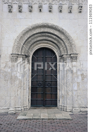 iron door to the Dmitrievsky Cathedral in Vladimir 111989083