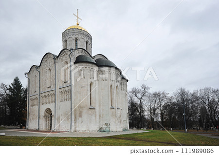 view of St. Demetrius Cathedral in Vladimir view of St. Demetrius Cathedral in Vladimir 111989086