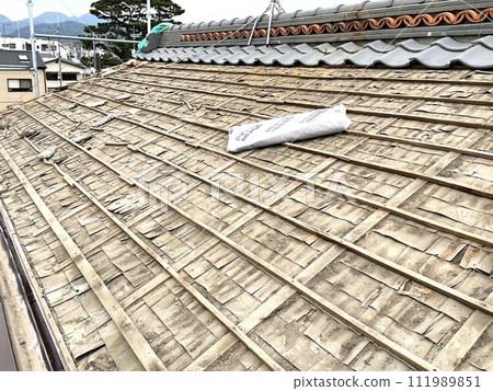 Tile roof removal process Tile roof removal process 111989851