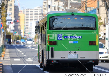 scheduled bus  111993004