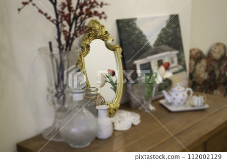 Interior inside of vintage coffee shop 112002129