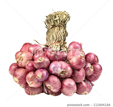 shallots onion isolated shallots onion isolated 112004188