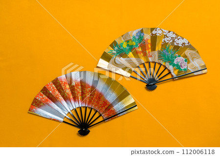 作為日本的傳統工藝品，如舞扇、舞蹈、裝飾品等，也非常美麗。也非常適合作為禮物。 112006118