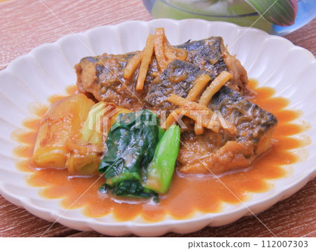 Grilled mackerel stew in miso 112007303