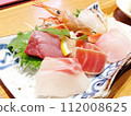 Assorted sashimi 112008625