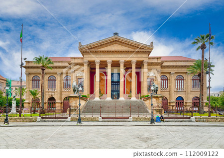The Teatro Massimo in Palermo The Teatro Massimo in Palermo 112009122