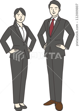 圖:穿著西裝的男人和女人面帶微笑,雙手叉腰,面向前方 圖:穿著西裝的男人和女人面帶微笑,雙手叉腰,面向前方 112009807