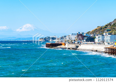 [Kanagawa Prefecture] Majestic Mt. Fuji visible from Inamuragasaki 112011574