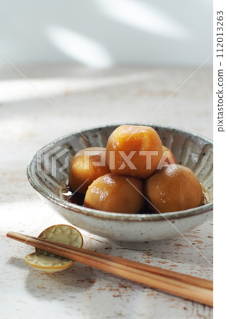 Boiled taro 112013263