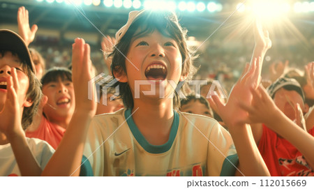 A family that enjoys supporting sports A family that enjoys supporting sports 112015669
