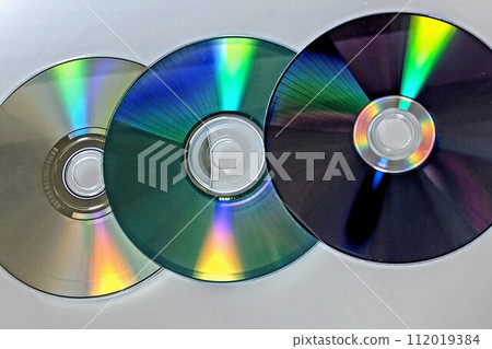 CDs and DVDs that reflect rainbow colors CDs and DVDs that reflect rainbow colors 112019384