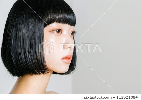Beautiful Japanese woman with black bob hair (hair straightening, straight, bob hair) 112021084