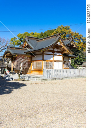Kuninaka Shrine (Oojagu Shrine) in Kiyotaki Nakamachi, Shijonawate City, Osaka Prefecture, worship hall and main shrine 112022703