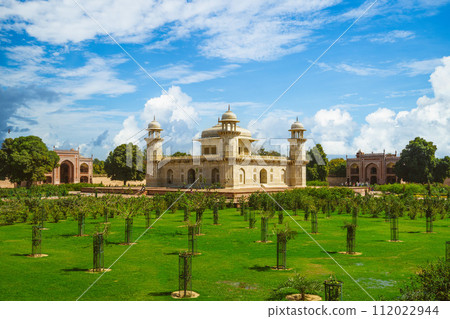 Tomb of Itimad ud Daulah, aka Baby Taj, located in agra, india 112022944