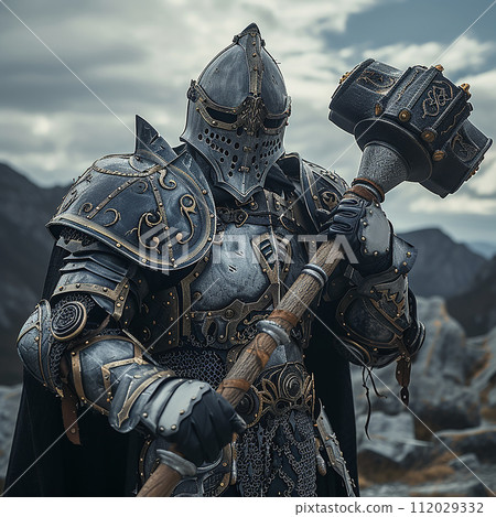 Fantasy knight armed with a war hammer. 112029332