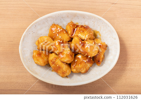 Stir-fried chicken fillet sweet and spicy Stir-fried chicken fillet sweet and spicy 112031626